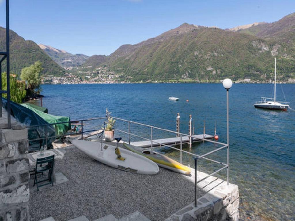Appartamento Vista Lago - Betta Lezzeno Bagian luar foto