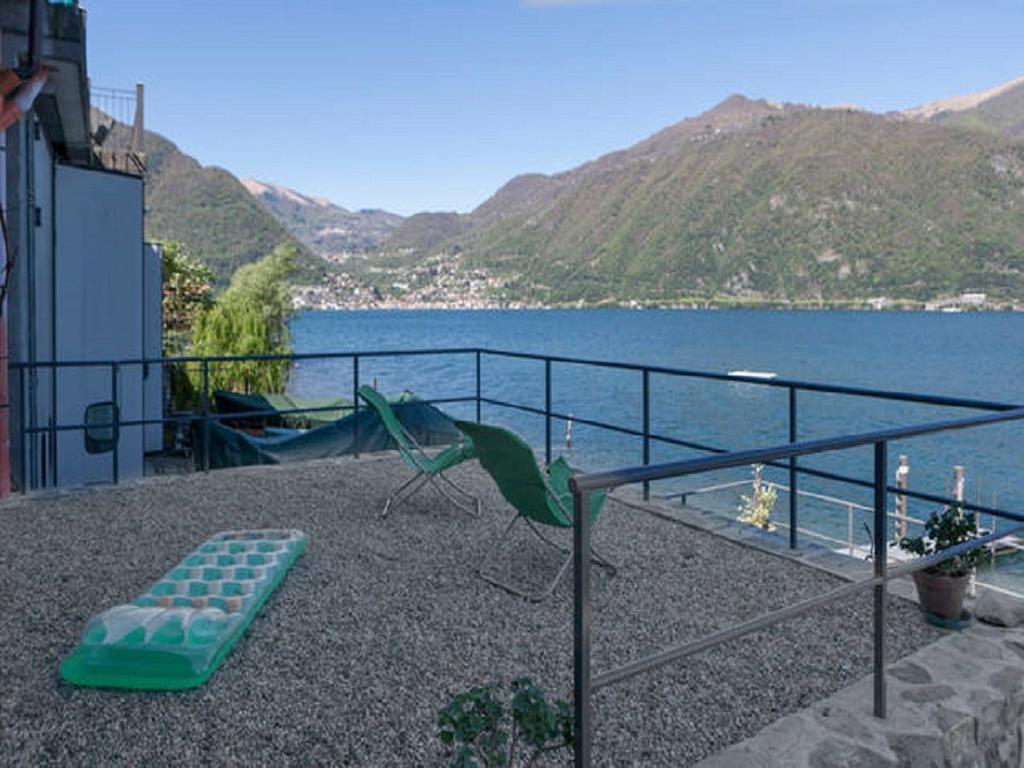 Appartamento Vista Lago - Betta Lezzeno Bagian luar foto
